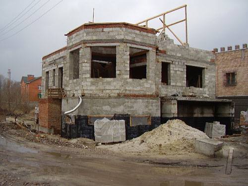 Під час реконструкції 