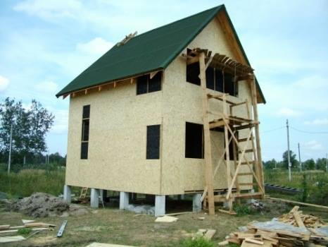 стовпчасті фундаменти для будинку з дерев'яного каркаса