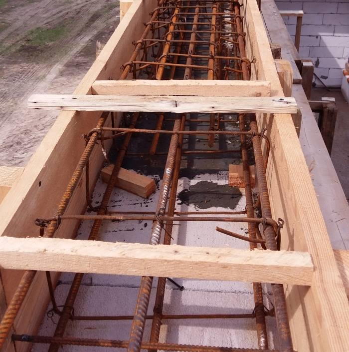 арматурний пояс для будинку з газоблоків