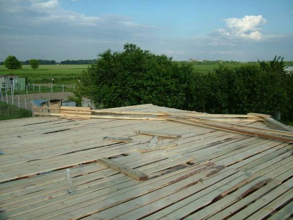 будівництво швидкомонтованих каркасних будинків. Підготовка крокв