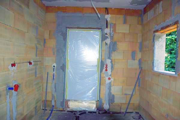 Дверь в котельную