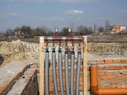 Що ж, труби у будинку, контур зведений