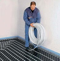 як укласти трубу для теплої підлоги